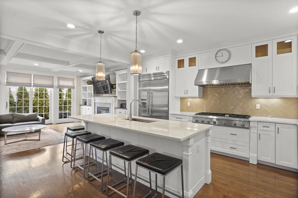 3 Wilde Road Wellesley Hills, MA 02481 - Photo 4 of 19