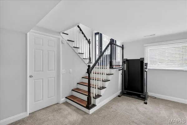 $359,900 | 3201 Yorkchester Drive, St. Louis, MO 63129