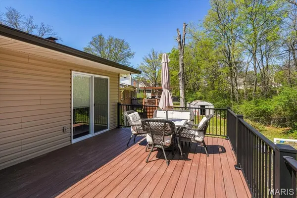 $359,900 | 3201 Yorkchester Drive, St. Louis, MO 63129