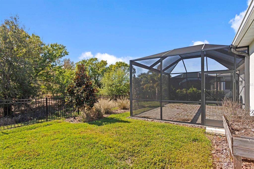 8057 Tidal Pointe Way Sarasota, FL 34240 - Photo 25 of 27 a view of a backyard