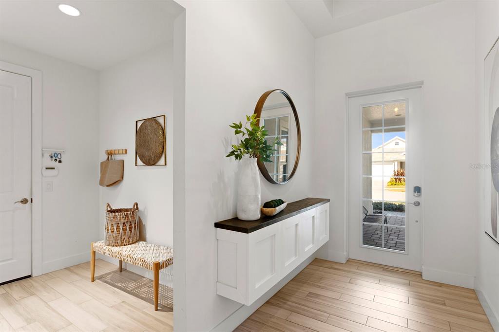 8057 Tidal Pointe Way Sarasota, FL 34240 - Photo 4 of 27