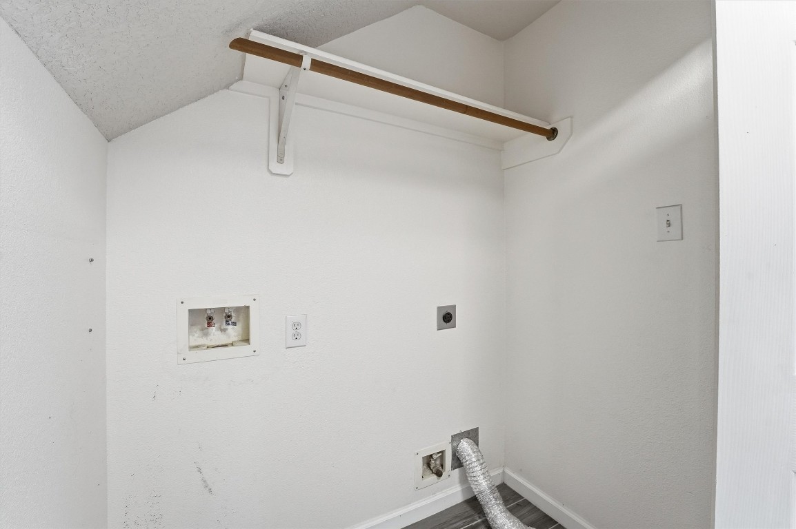 15403 Apple Bloom Way Channelview, TX 77530 - Photo 13 of 25 a view of small space with racks on the wall