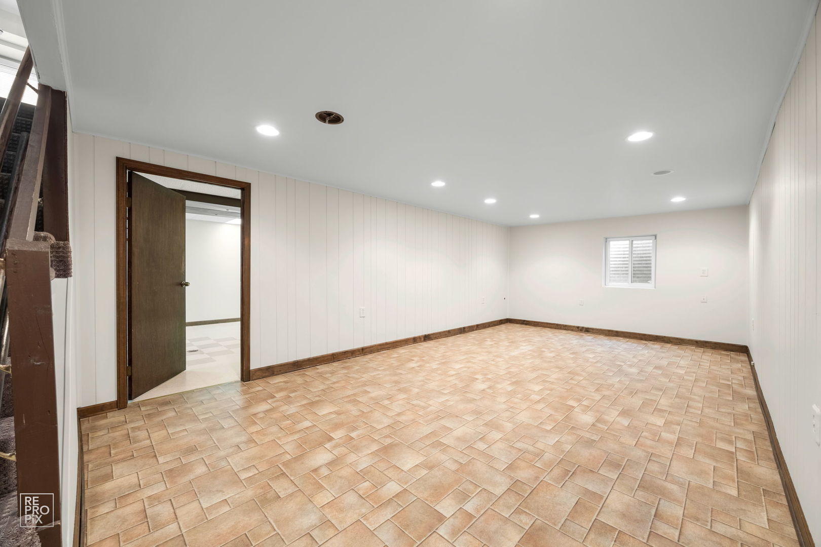 469 Staunton Road Naperville, IL 60565 - Photo 13 of 19 Gallery Image 13