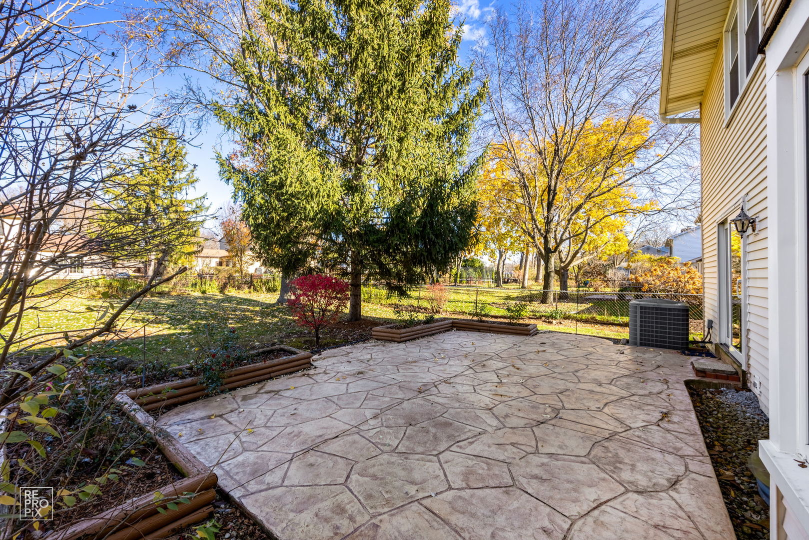 469 Staunton Road Naperville, IL 60565 - Photo 14 of 19 Gallery Image 14