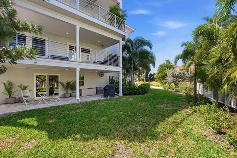 $2,350,000 | 2813 Kipps Colony Drive South, Gulfport, FL 33707