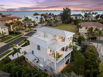 $2,350,000 | 2813 Kipps Colony Drive South, Gulfport, FL 33707