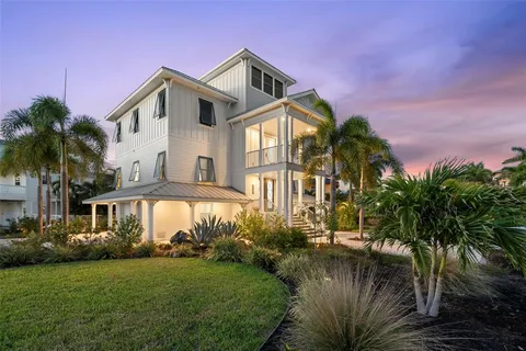 $2,350,000 | 2813 Kipps Colony Drive South, Gulfport, FL 33707