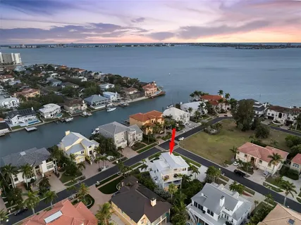 $2,350,000 | 2813 Kipps Colony Drive South, Gulfport, FL 33707
