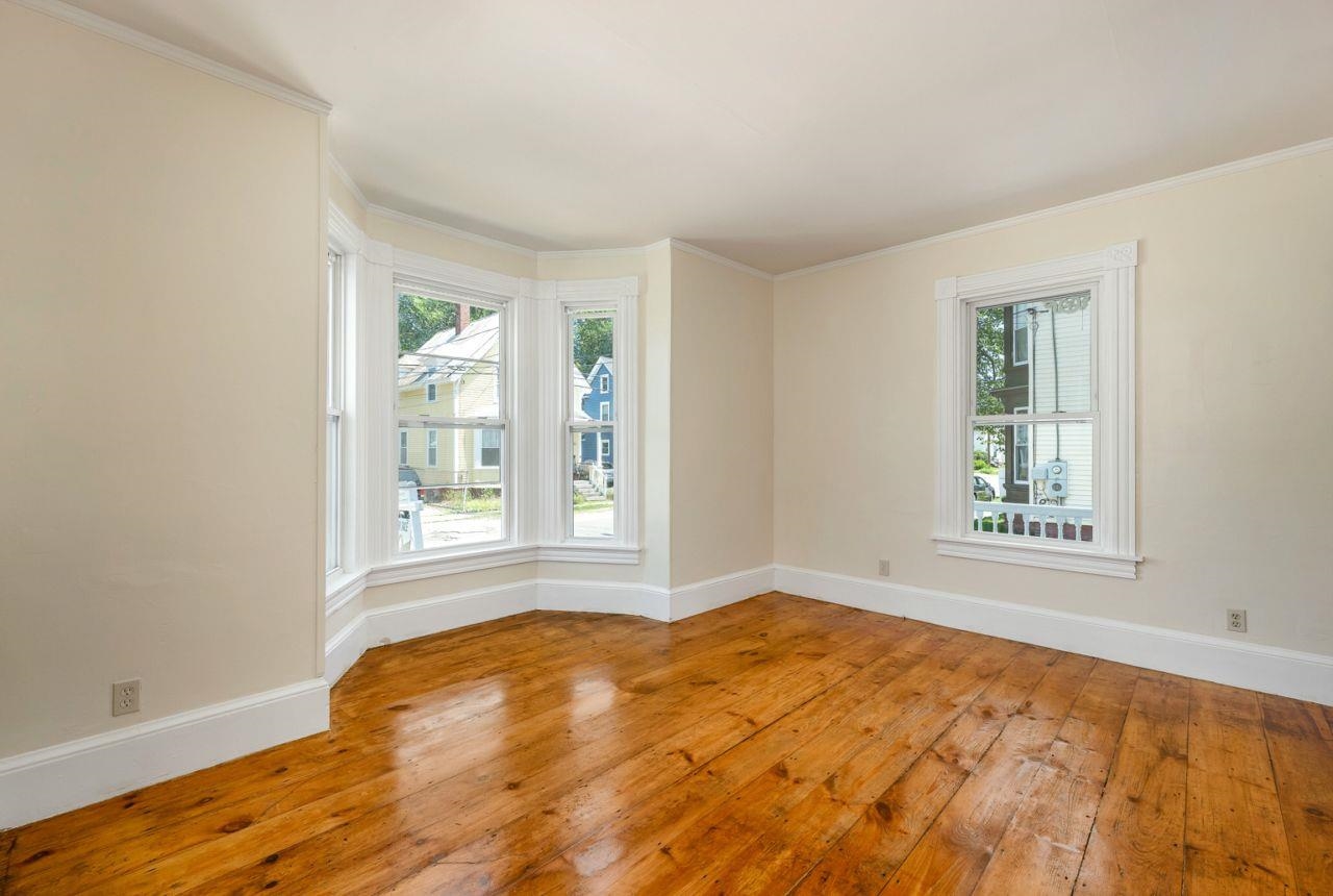 5 Silver Street Rochester, NH 03867 - Photo 19 of 40