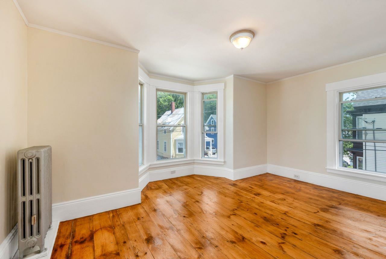 5 Silver Street Rochester, NH 03867 - Photo 22 of 40