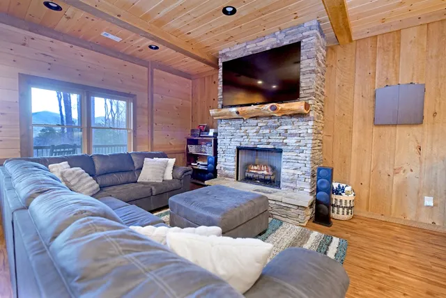 $1,384,000 | 306 Native Trail, Cherry Log, GA 30522