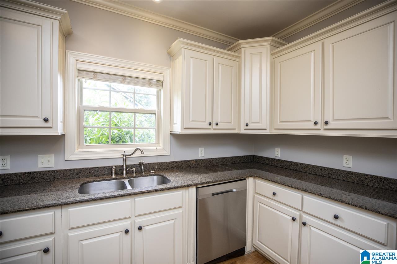 1615 Quail Ridge Drive Gardendale, AL 35071 - Photo 16 of 45