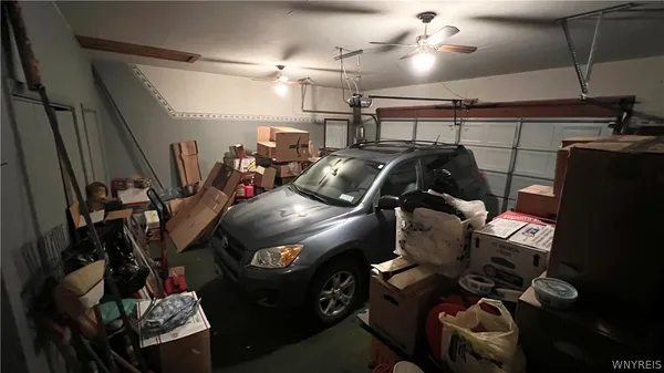 $379,900 | 204 Holiday Lane, Hamburg, NY 14075