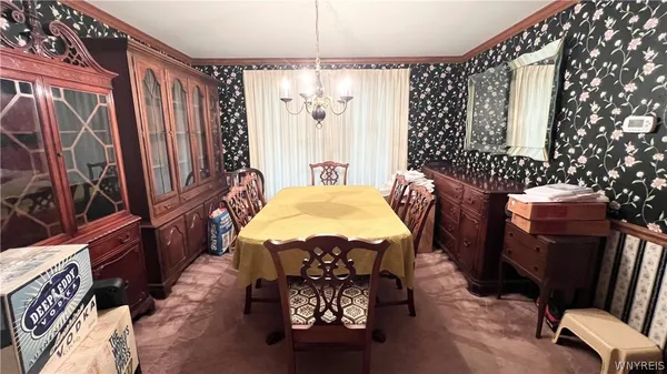 $379,900 | 204 Holiday Lane, Hamburg, NY 14075