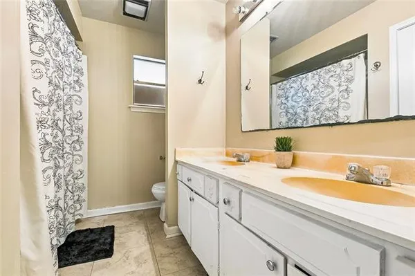 $289,000 | 3712 Clearview Parkway, Metairie, LA 70006