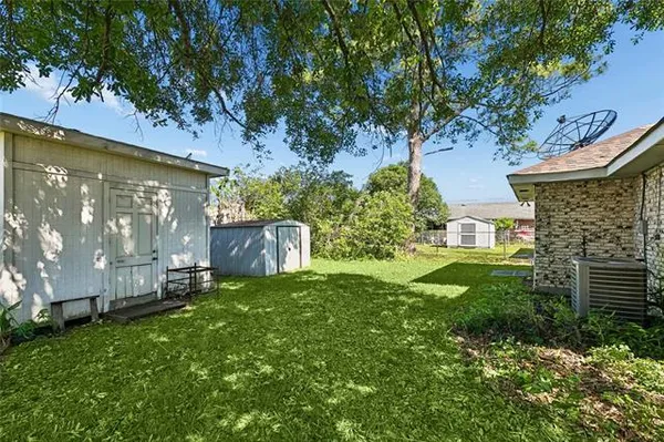 $289,000 | 3712 Clearview Parkway, Metairie, LA 70006
