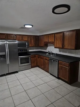 $2,500 | 291 Poinciana Avenue, Port Orange, FL 32127