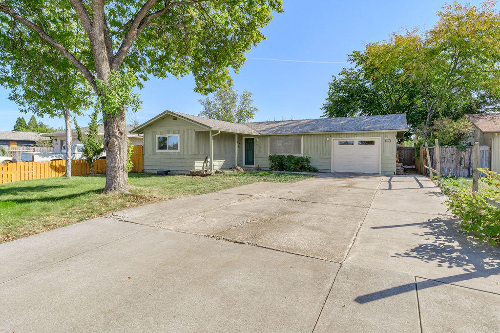 8300 Division Road White City, OR 97503 - Photo 30 of 31 ZZ