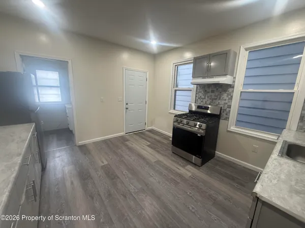 $1,575 | 216 Horton Street, Wilkes Barre, PA 18702