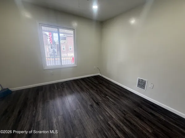 $1,575 | 216 Horton Street, Wilkes Barre, PA 18702