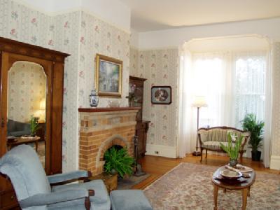 3973 Cesar Chavez San Francisco, CA 94131 - Photo 8 of 10 Living room