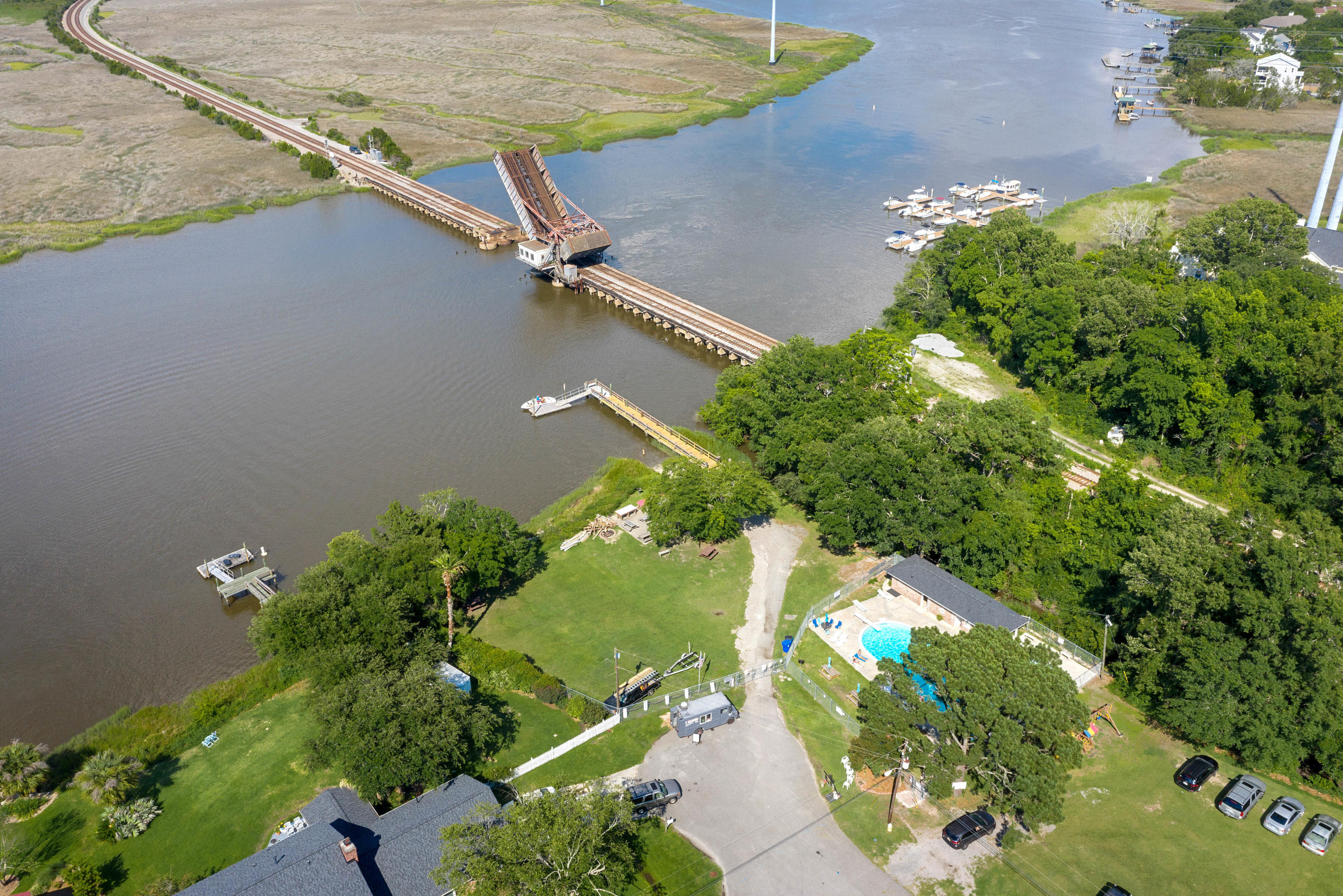 2369 Brevard Road Charleston, SC 29414 - Photo 4 of 21 2369Brevard_NickCannPhoto-23