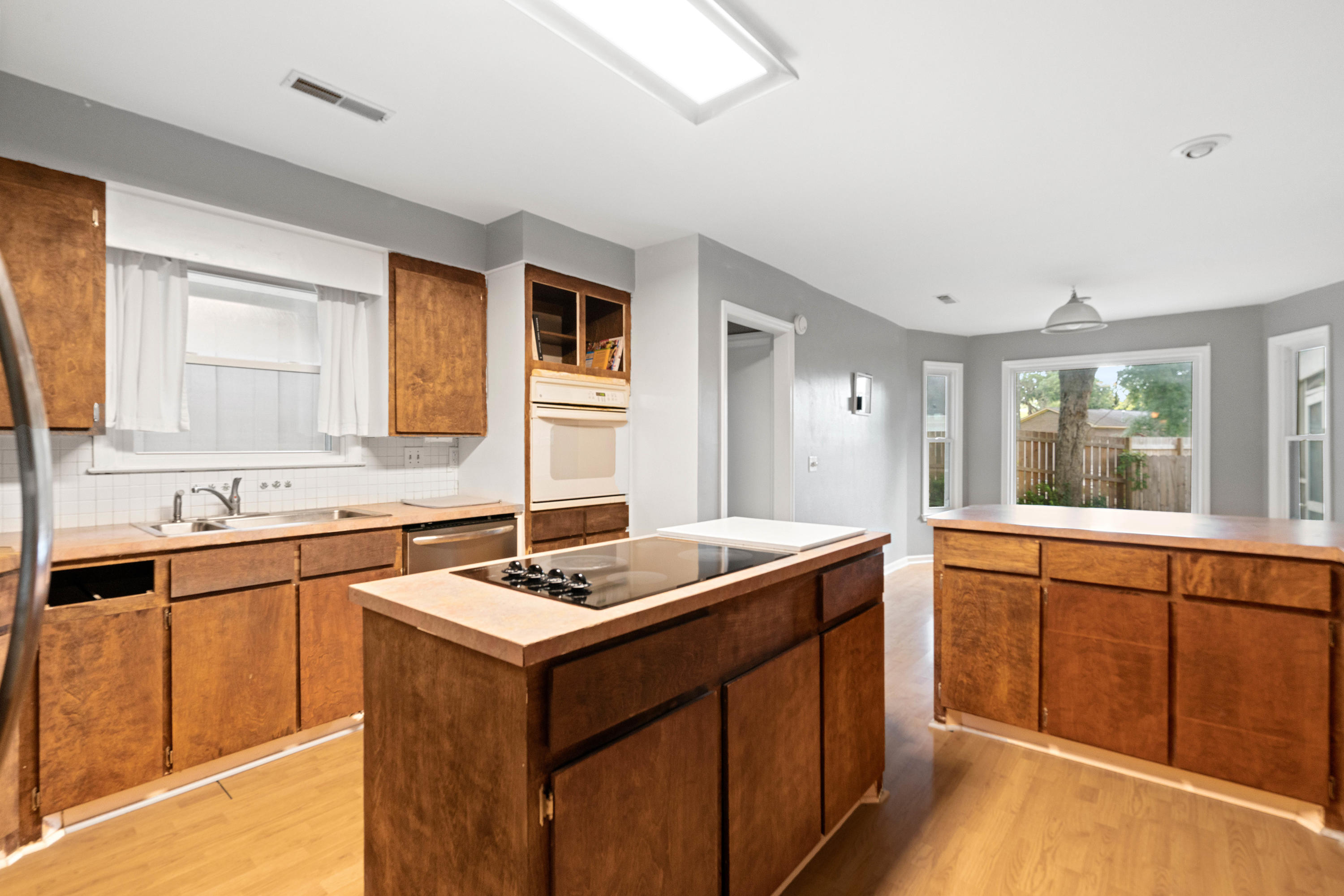 2369 Brevard Road Charleston, SC 29414 - Photo 6 of 21 2369Brevard_NickCannPhoto-3