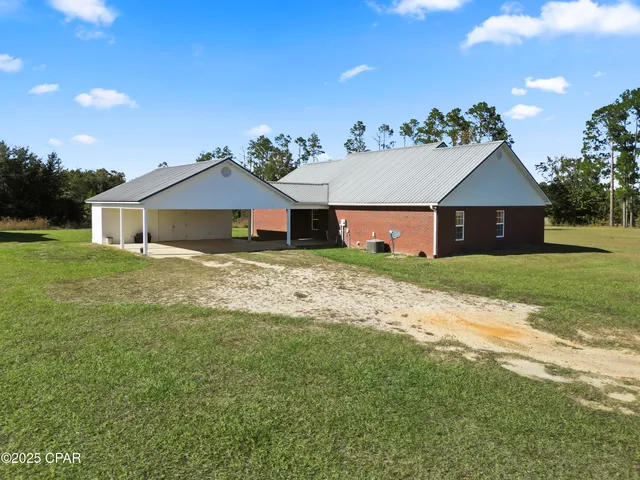 $295,000 | 2683 Curlee Road, Sneads, FL 32460