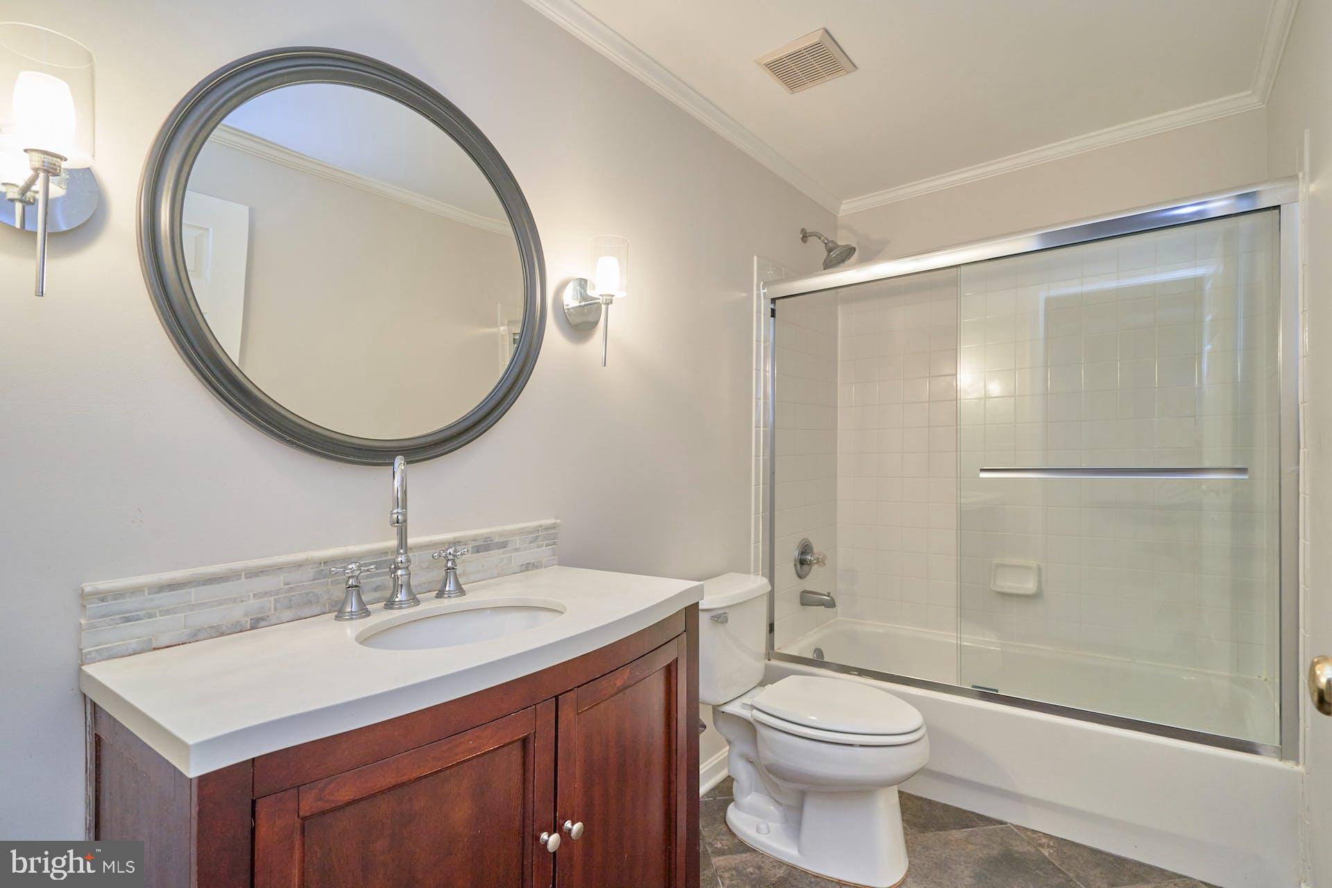 1303 Aldbury Way Reston, VA 20194 - Photo 26 of 62 Lower Level Full Bath