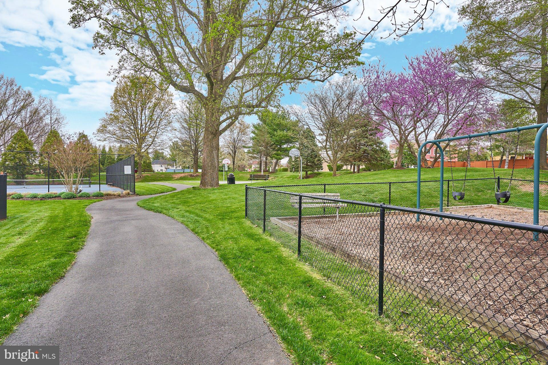 1303 Aldbury Way Reston, VA 20194 - Photo 46 of 62 Great Falls Crossing Amenities