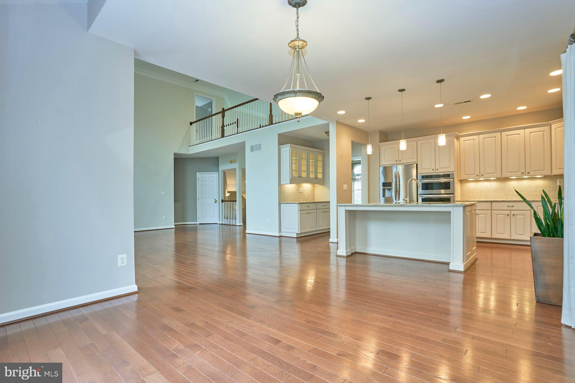 1303 Aldbury Way Reston, VA 20194 - Photo 9 of 62 Breakfast Area