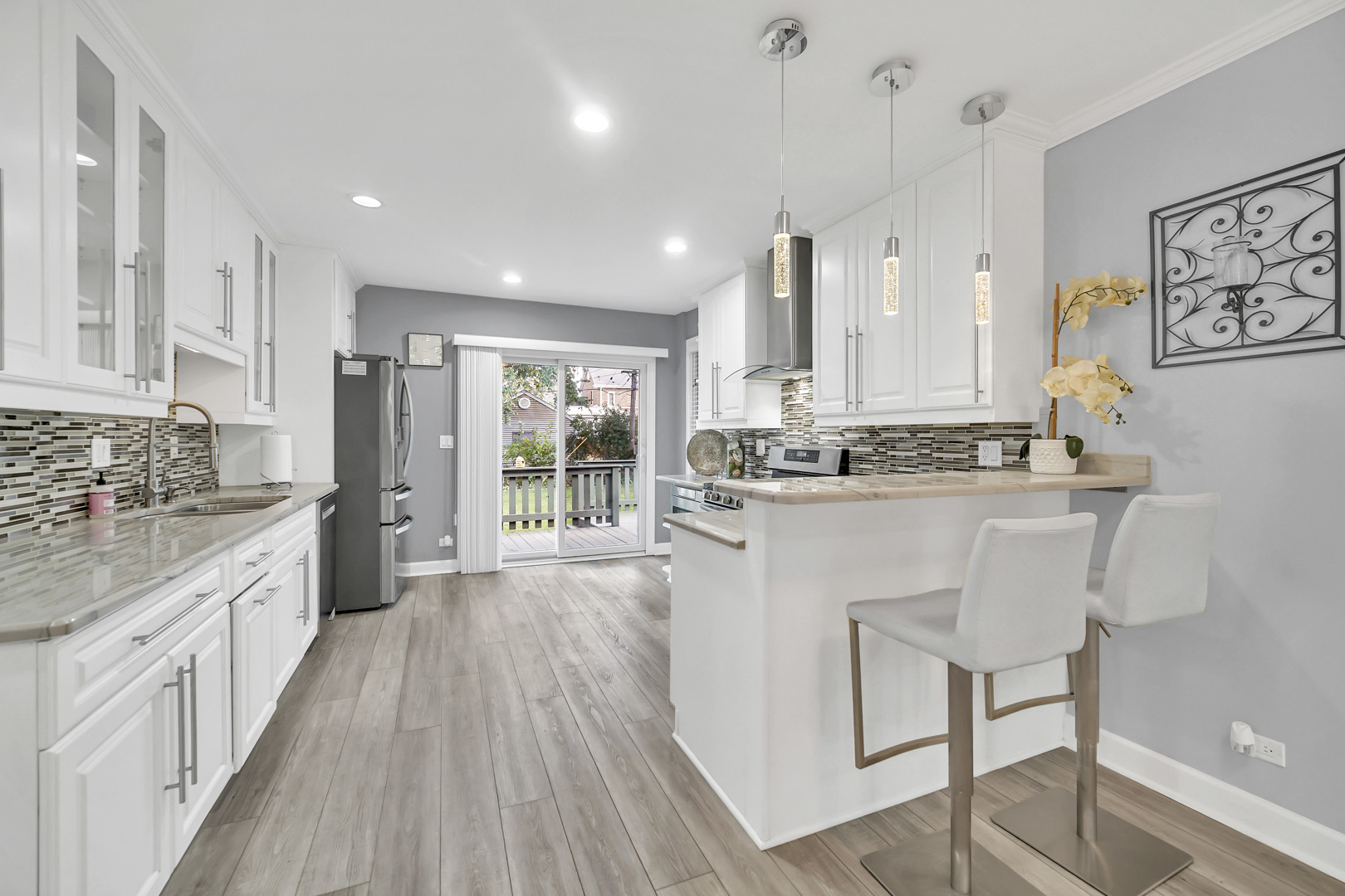 1041 Vernon Avenue Park Ridge, IL 60068 - Photo 11 of 29 Gallery Image 11