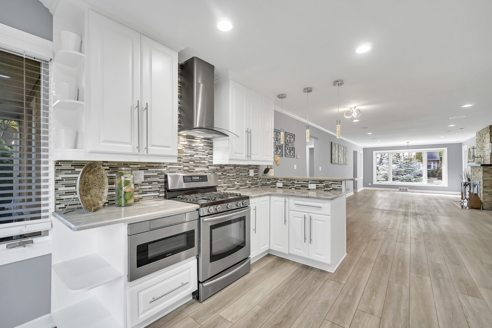 1041 Vernon Avenue Park Ridge, IL 60068 - Photo 12 of 29 Gallery Image 12