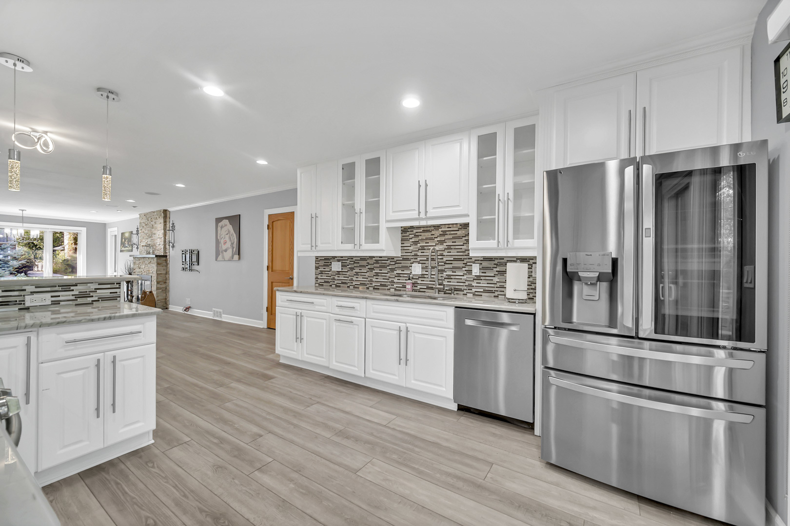 1041 Vernon Avenue Park Ridge, IL 60068 - Photo 9 of 29 Gallery Image 9