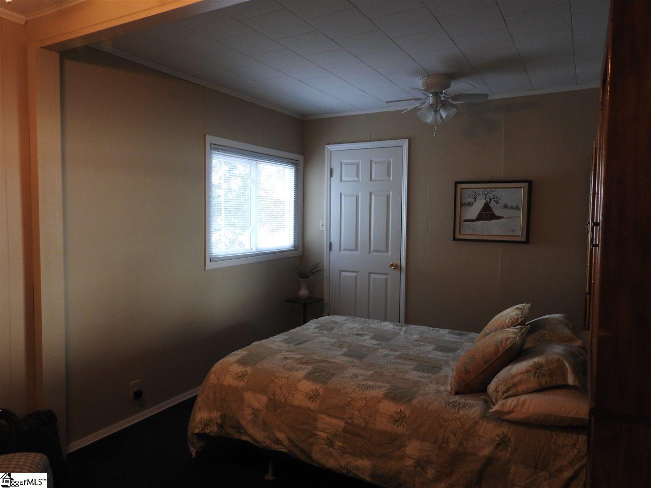 73 Shore Loop Waterloo, SC 29384 - Photo 5 of 13