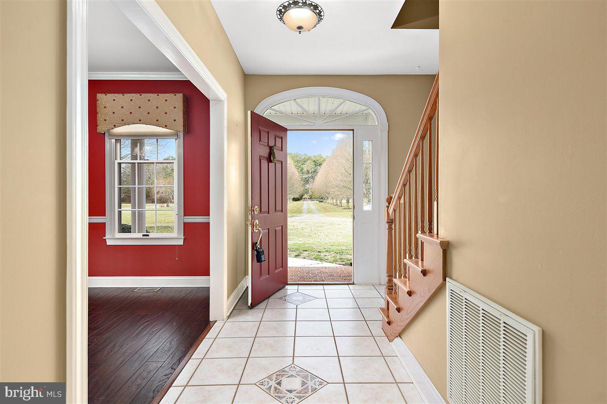 3357 Redden Ferry Road Eden, MD 21822 - Photo 6 of 107 Foyer w/ Tile Flooring