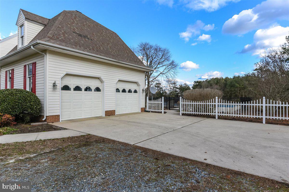 3357 Redden Ferry Road Eden, MD 21822 - Photo 68 of 107 2 Car Attached Garage