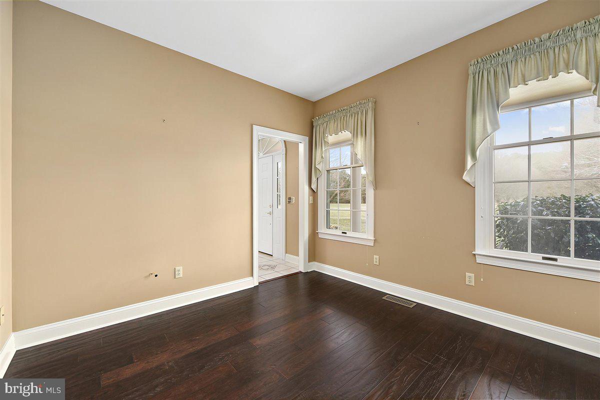 3357 Redden Ferry Road Eden, MD 21822 - Photo 9 of 107 Harwood Flooring