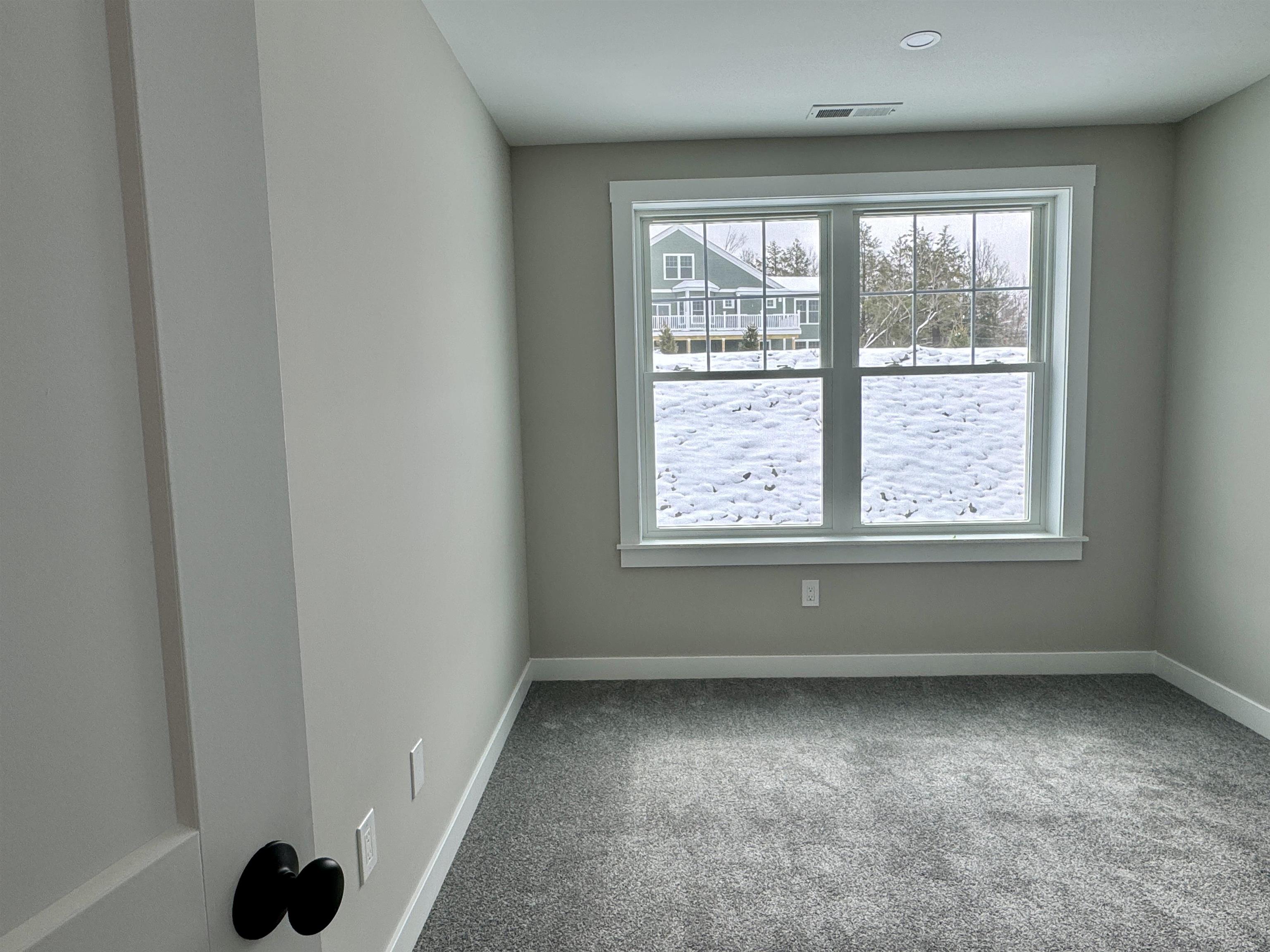 49 Green Road, Unit 32 Newmarket, NH 03857 - Photo 9 of 23