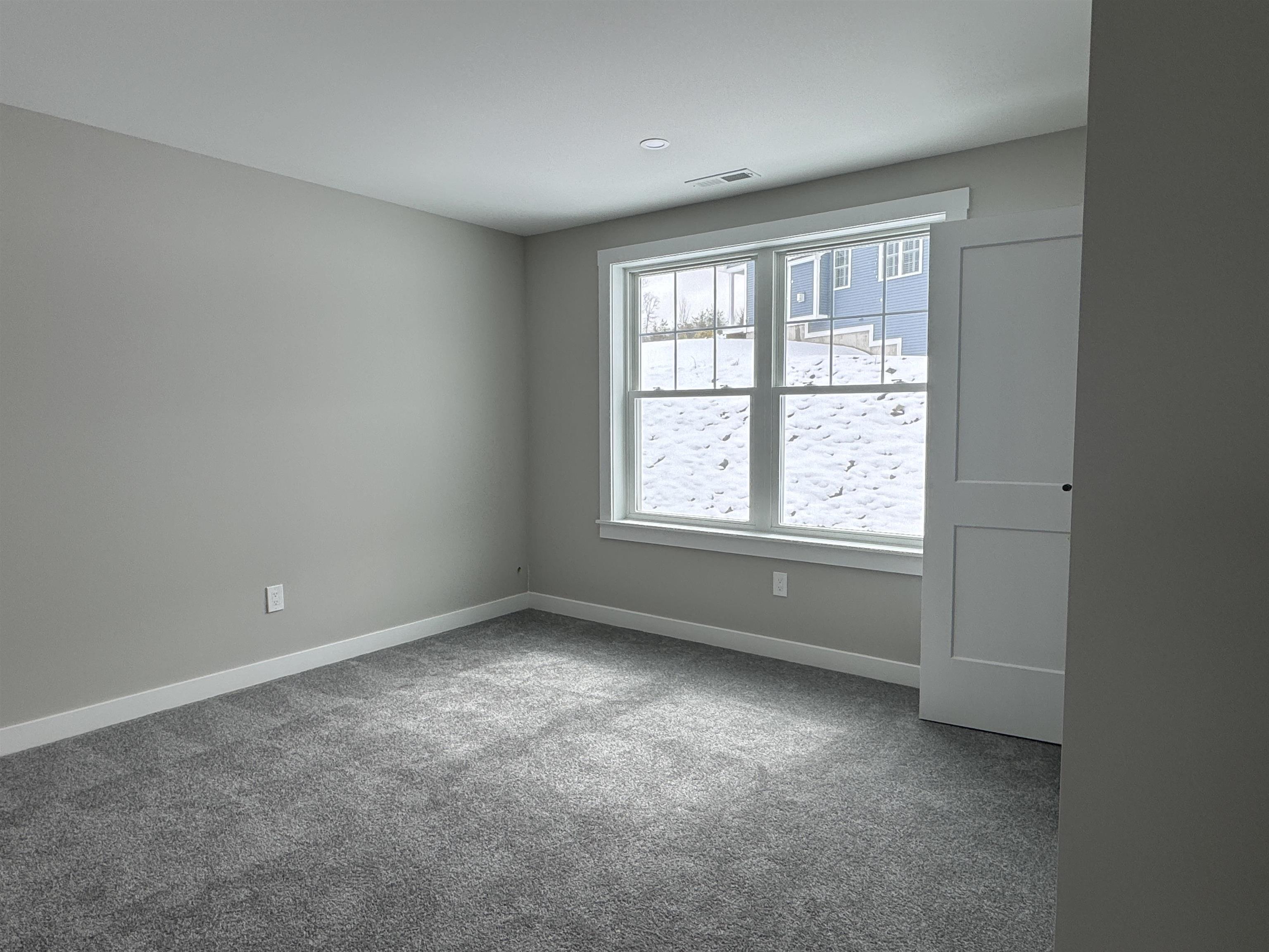 49 Green Road, Unit 32 Newmarket, NH 03857 - Photo 10 of 23