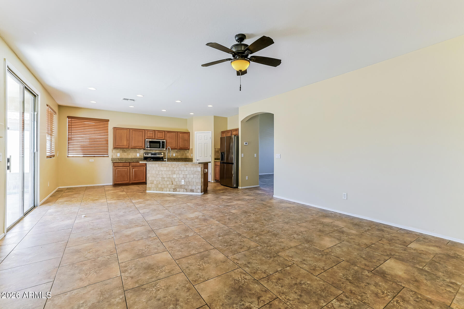 3023 East Morenci Road San Tan Valley, AZ 85143 - Photo 9 of 14 1004535.3023 E Morenci Rd - Living Room