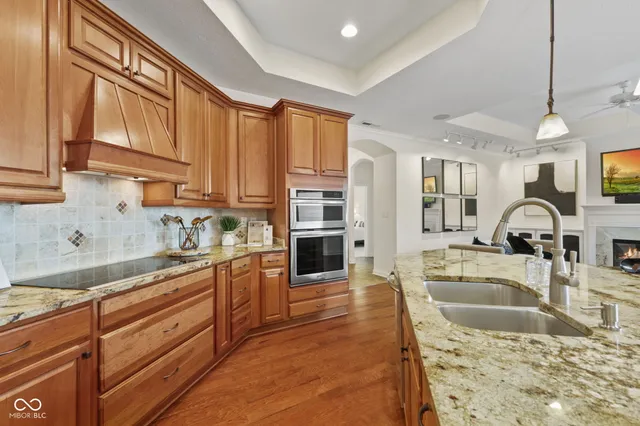 $575,000 | 230 Maple View Drive, Westfield, IN 46074