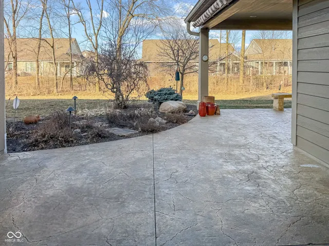 $575,000 | 230 Maple View Drive, Westfield, IN 46074