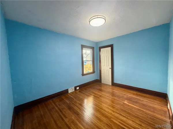 $179,000 | 484 Dartmouth Avenue, Buffalo, NY 14215