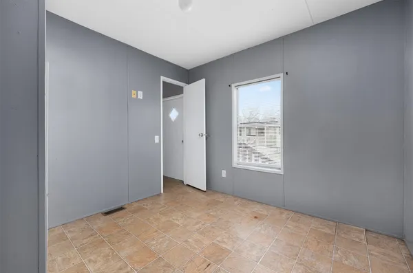 $800 | 5015 39th Street East, Unit 7, Dickinson, TX 77539