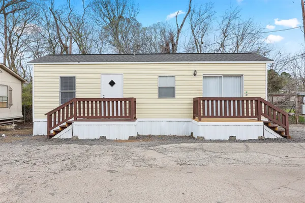 $800 | 5015 39th Street East, Unit 7, Dickinson, TX 77539