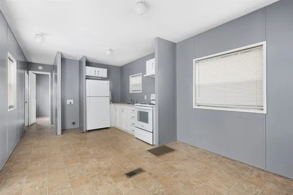 $800 | 5015 39th Street East, Unit 7, Dickinson, TX 77539