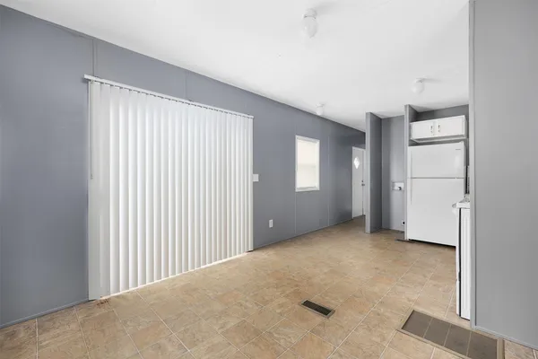 $800 | 5015 39th Street East, Unit 7, Dickinson, TX 77539
