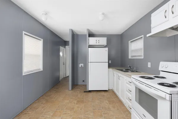 $800 | 5015 39th Street East, Unit 7, Dickinson, TX 77539