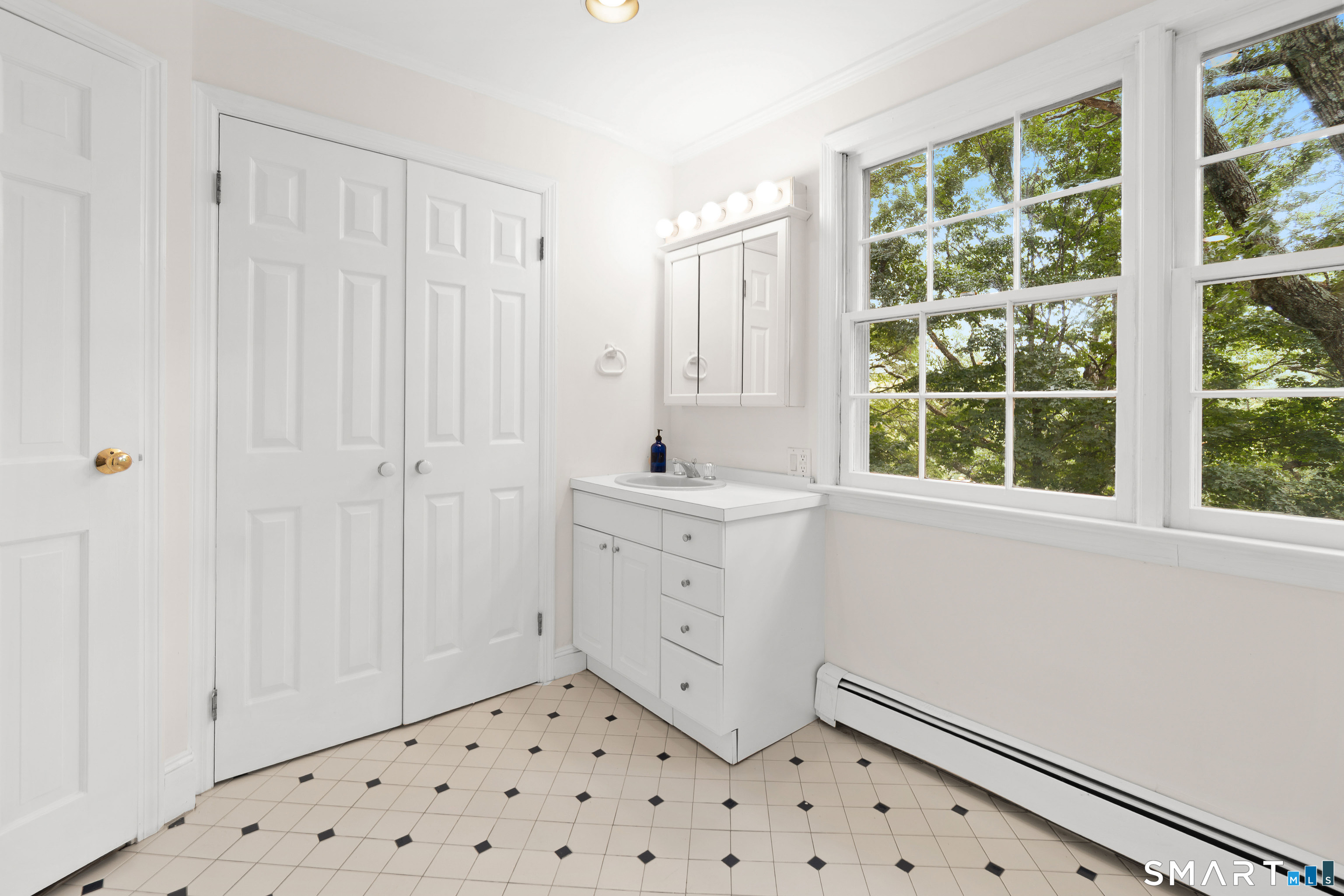267 Westport Road Wilton, CT 06897 - Photo 20 of 28 Gallery Image 20